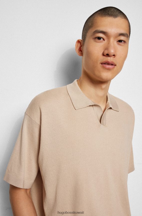 4TFNJN3122 البيج الفاتح Hugo Boss سترة هوغو من القطن المرسيري باللون البيج الفاتح مع ياقة جوني