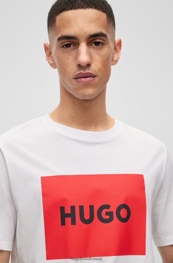 4TFNJN3130 أبيض Hugo Boss تي شيرت من القطن يحمل شعار هوغو باللون الأحمر