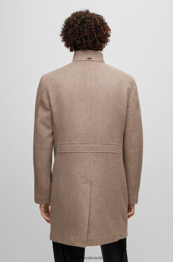 4TFNJN3137 اللون البيج Hugo Boss معطف من مزيج الصوف باللون البيج مع فتحة شعار هوغو