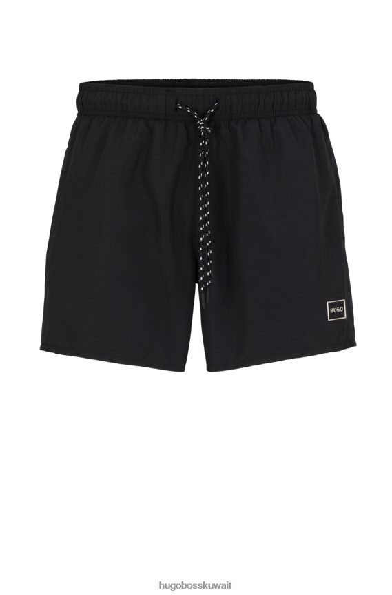 4TFNJN3138 أسود Hugo Boss شورت سباحة بشعار الماركة مصنوع من قماش معاد تدويره سريع الجفاف باللون الأسود