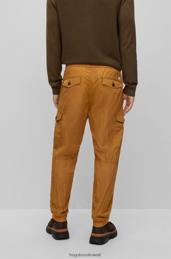 4TFNJN3265 برتقالي قاتم Hugo Boss هوغو بنطلون كارغو برتقالي داكن مدبب من قماش مجعد