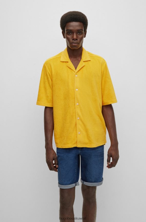 4TFNJN3292 أصفر فاتح Hugo Boss قميص بقصة عادية مصنوع من مزيج القطن هوغو باللون الأصفر الفاتح