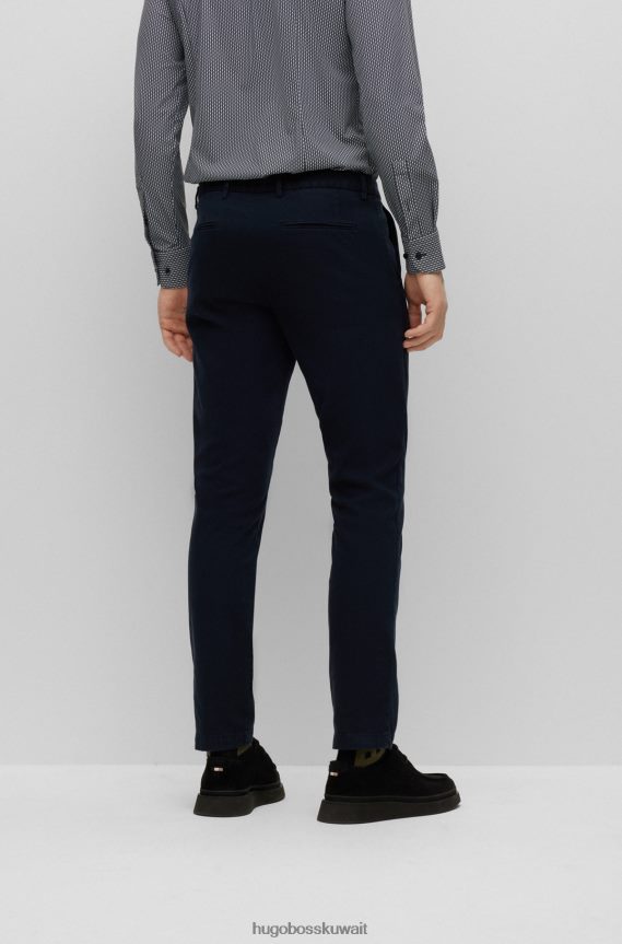 4TFNJN3404 أزرق غامق Hugo Boss بنطال تشينو Hugo ذو قصة ضيقة مصنوع من مزيج القطن المطاطي باللون الأزرق الداكن