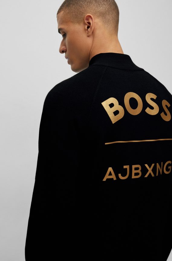 4TFNJN3417 أسود Hugo Boss سترة x ajbxng ذات رقبة بسحاب ومقاس عادي مع علامة تجارية تعاونية