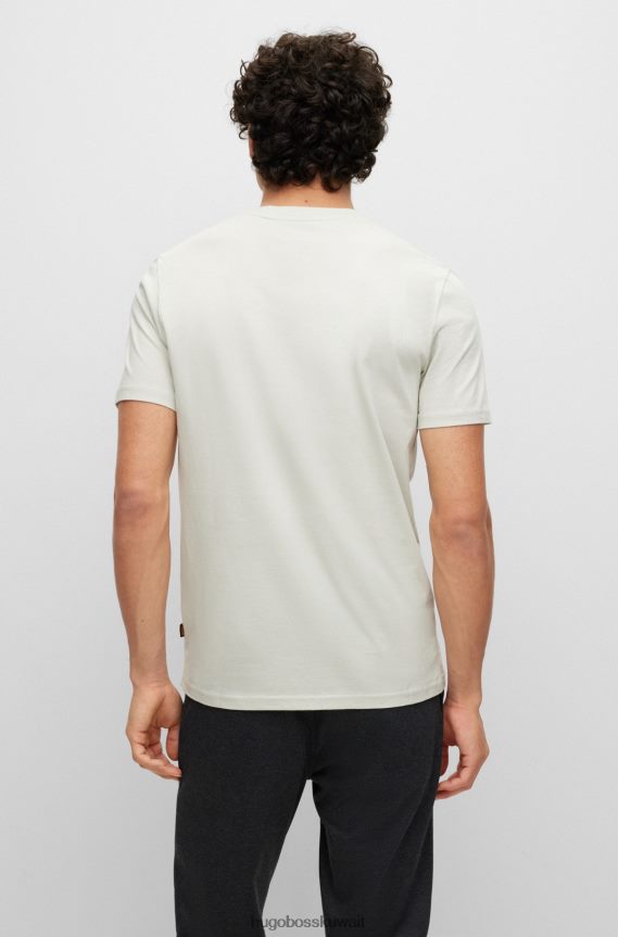 4TFNJN3467 رمادي فاتح Hugo Boss تيشيرت هوغو من الجيرسي القطني مع طباعة موسمية باللون الرمادي الفاتح