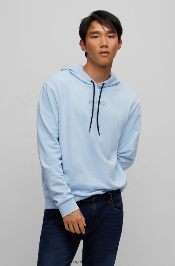 4TFNJN3477 أزرق فاتح Hugo Boss سترة بغطاء رأس من قطن تيري مع شعار وأعمال فنية لهوغو باللون الأزرق الفاتح