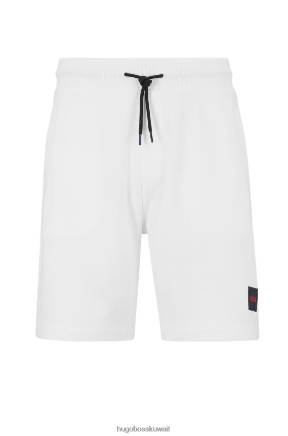 4TFNJN3498 أبيض Hugo Boss شورت هوغو أبيض من قطن تيري الفرنسي مع ملصق شعار أحمر