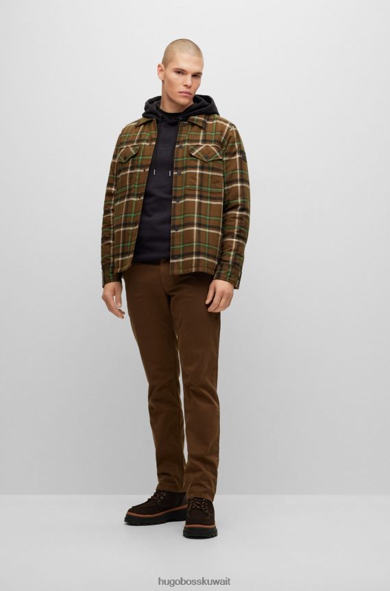 4TFNJN3521 بني Hugo Boss قميص علوي مبطن بني مقاس كبير مع هوغو بمربعات سادة