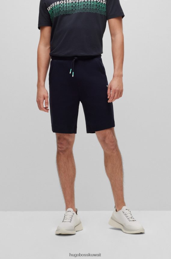 4TFNJN3589 أزرق غامق Hugo Boss شورت بقصة عادية مع شعارات متعددة الألوان باللون الأزرق الداكن