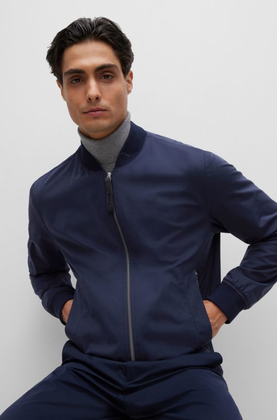 4TFNJN3634 أزرق غامق Hugo Boss سترة Hugo ذات سحاب باللون الأزرق الداكن مصنوعة من الجيرسيه المطاطي عالي الأداء