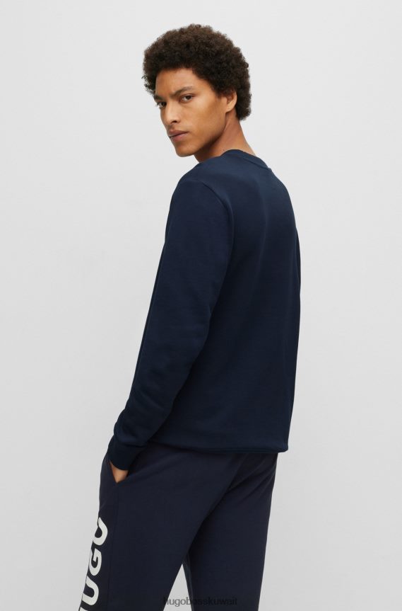 4TFNJN3641 أزرق غامق Hugo Boss سويت شيرت هوغو برقبة دائرية باللون الأزرق الداكن من قماش تيري الفرنسي مع شعار متباين