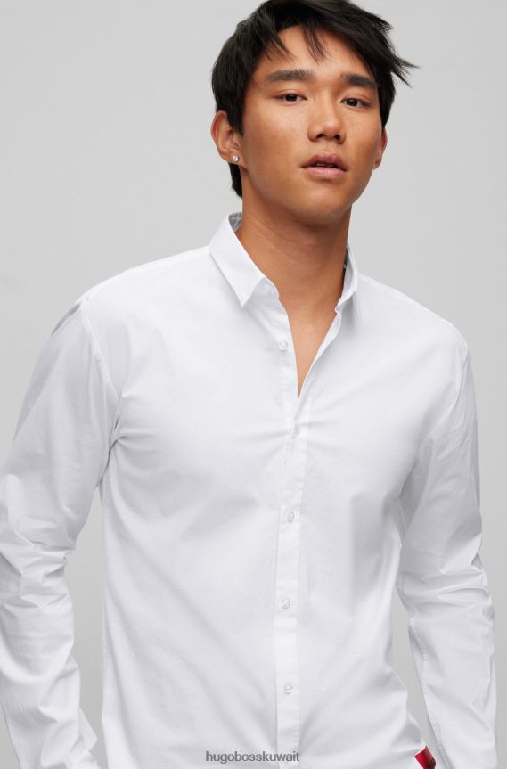 4TFNJN3654 أبيض Hugo Boss قميص أبيض من القطن المطاطي بقصّة نحيفة للغاية يحمل شعار Hugo
