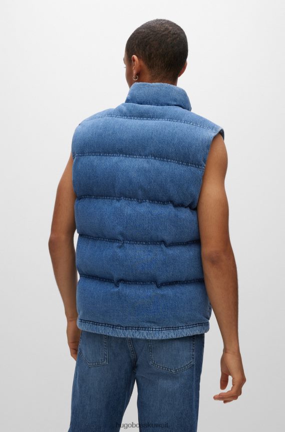 4TFNJN3662 أزرق فاتح Hugo Boss سترة هوغو منتفخة من الدنيم باللون الأزرق الفاتح مع ملصق شعار أحمر