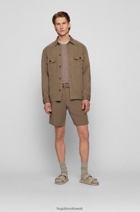 4TFNJN3663 البيج الفاتح Hugo Boss سترة Hugo من القطن الحريري باللون البيج الفاتح ذات قصة عادية مع أطراف متباينة