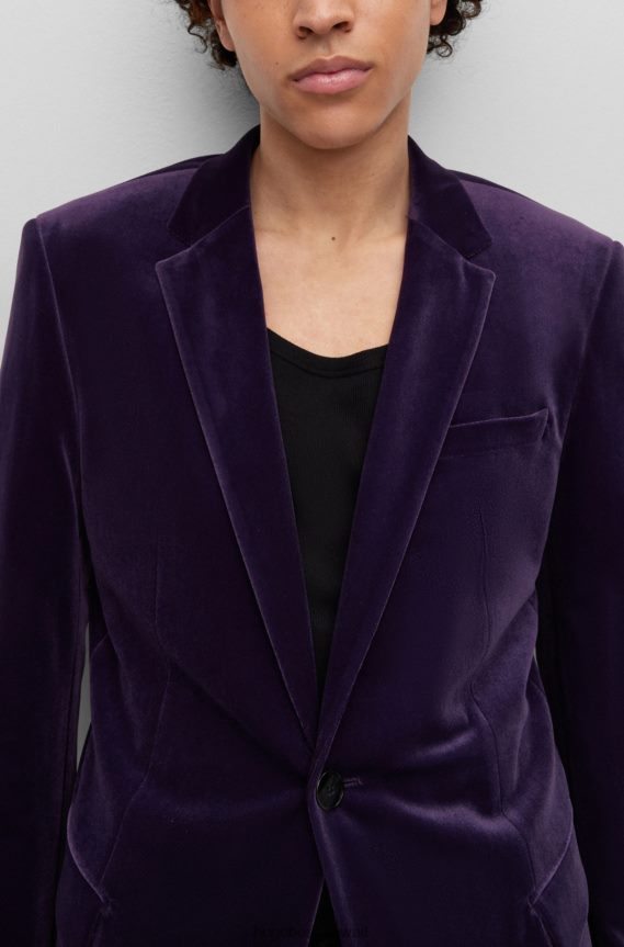 4TFNJN3681 الأرجواني الداكن Hugo Boss سترة Hugo باللون الأرجواني الداكن ذات المقاس النحيف من المخمل المطاطي عالي الأداء