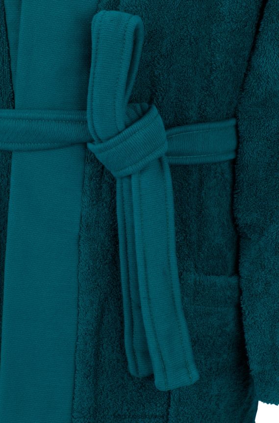 4TFNJN3695 أخضر غامق Hugo Boss هوغو رداء حمام من القطن المصري باللون الأخضر الداكن مع طية صدر على شكل شال تحمل العلامة التجارية