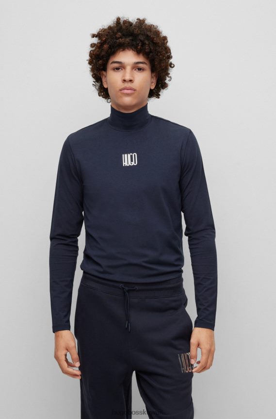 4TFNJN3726 أزرق غامق Hugo Boss تي شيرت هوغو ذو رقبة دائرية باللون الأزرق الداكن مع تفاصيل الشعار