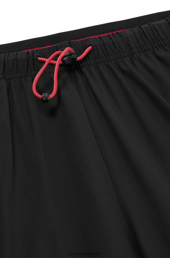 4TFNJN3732 أسود Hugo Boss قطعة سفلية رياضية من Hugo باللون الأسود بقصة عادية مع شعار الأنابيب والكبسولة