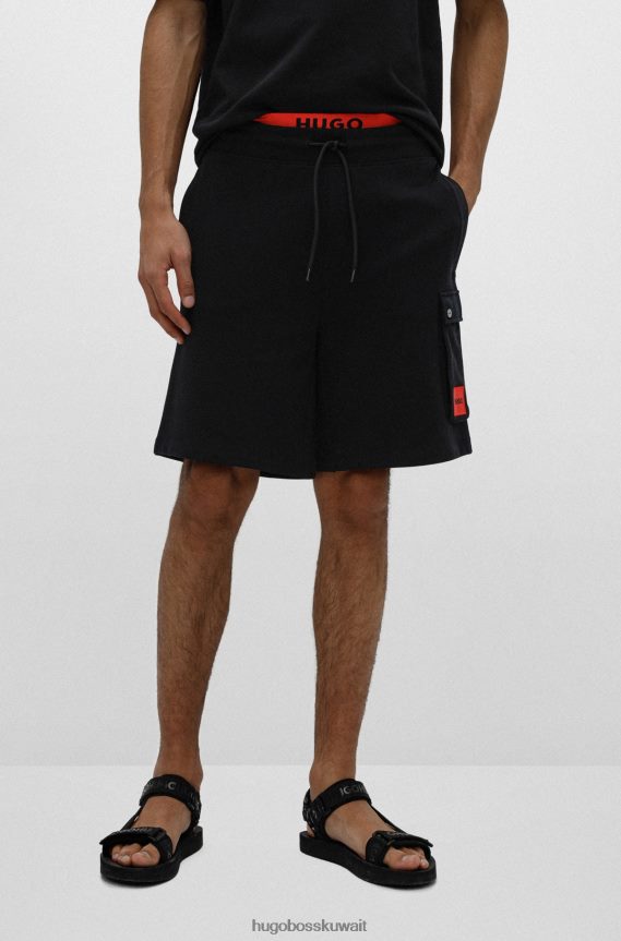 4TFNJN3742 أسود Hugo Boss شورت هوغو من القطن الفرنسي تيري مع علامة شعار حمراء باللون الأسود