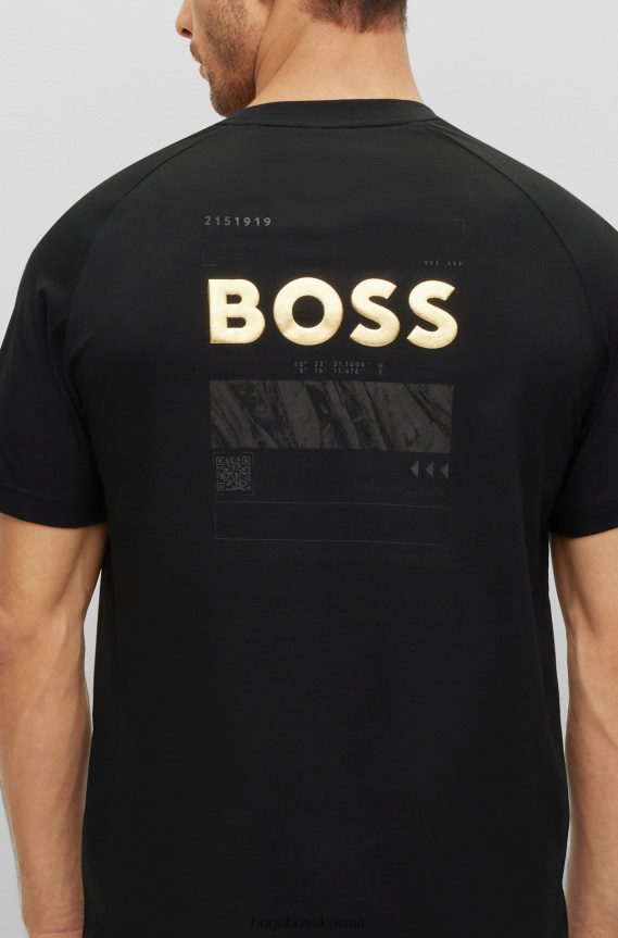4TFNJN3771 أسود Hugo Boss تي شيرت من الجيرسي القطني مع عمل فني وشعارات هوغو باللون الأسود