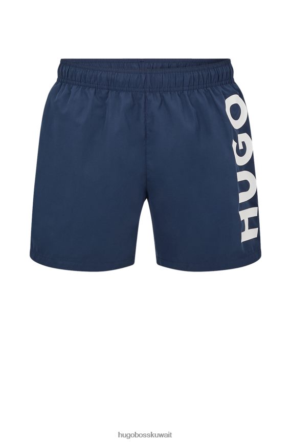 4TFNJN3784 أزرق غامق Hugo Boss شورت سباحة سريع الجفاف ومبطن بالكامل من قماش هوغو المعاد تدويره باللون الأزرق الداكن