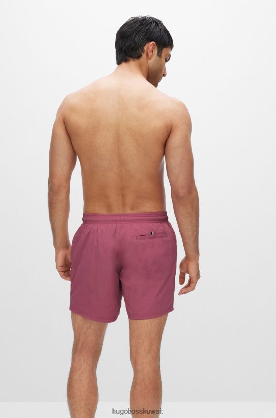 4TFNJN3816 وردي فاتح Hugo Boss شورت سباحة سريع الجفاف مع شعار متباين كبير باللون الوردي الفاتح