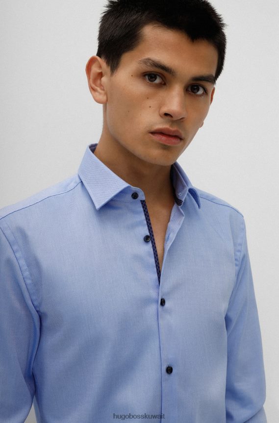 4TFNJN3850 أزرق فاتح Hugo Boss قميص هوغو بقصة ضيقة باللون الأزرق الفاتح، مصنوع من قطن أكسفورد سهل الكي