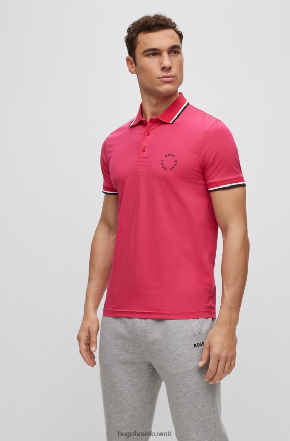 4TFNJN3923 لون القرنفل Hugo Boss قميص بولو وردي من Hugo مصنوع من القطن المطاطي بقصة ضيقة وعلامة تجارية دائرية
