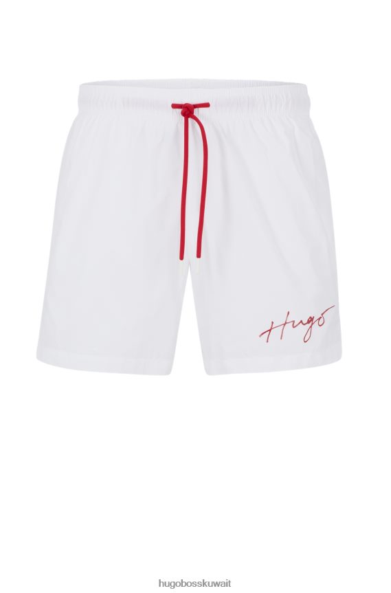4TFNJN3963 أبيض Hugo Boss شورت سباحة مصنوع من مواد معاد تدويرها مع شعار هوغو مكتوب بخط اليد باللون الأبيض