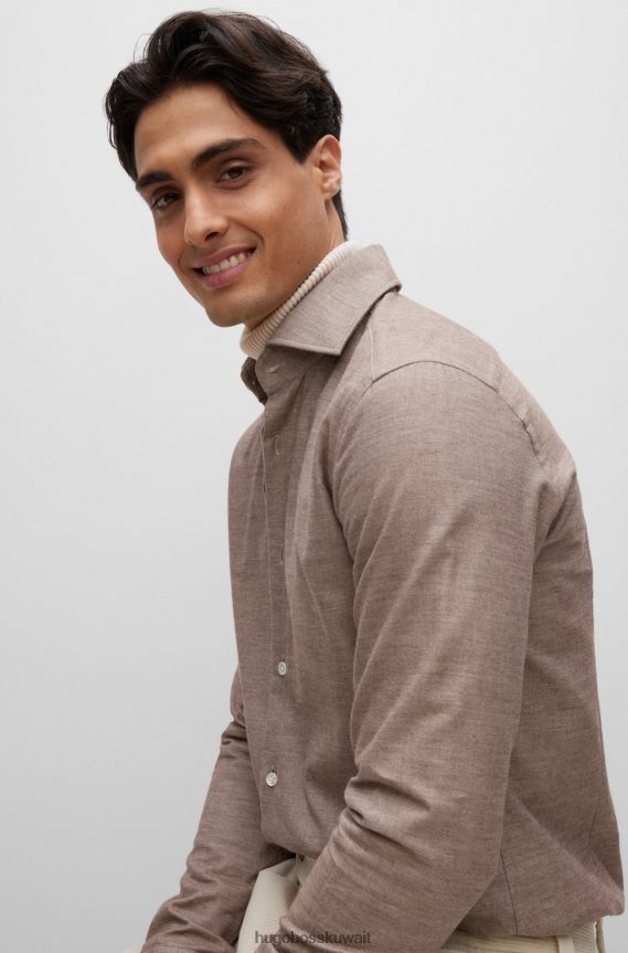 4TFNJN4037 اللون البيج Hugo Boss قميص هوغو بيج بقصة ضيقة من قطن أكسفورد الإيطالي