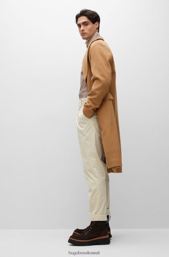 4TFNJN4037 اللون البيج Hugo Boss قميص هوغو بيج بقصة ضيقة من قطن أكسفورد الإيطالي