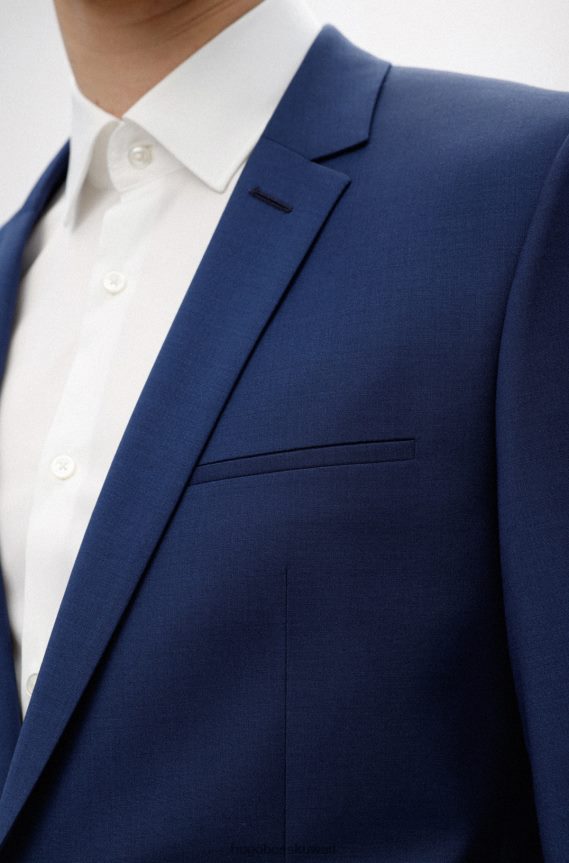 4TFNJN4087 أزرق فاتح Hugo Boss بدلة زرقاء فاتحة ضيقة جدًا في هوغو من مزيج الصوف فائق المرونة