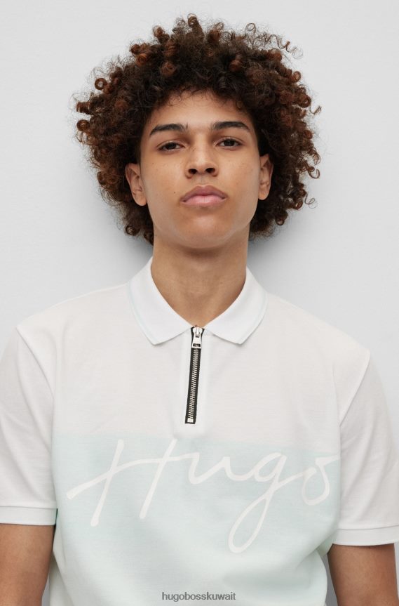 4TFNJN4122 أبيض Hugo Boss قميص بولو برقبة بسحاب من القطن مع شعار مكتوب بخط اليد باللون الأبيض