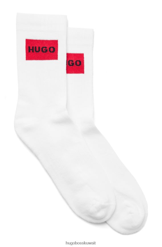 4TFNJN4139 أبيض Hugo Boss Hugo - حزمة من اثنين من الجوارب القصيرة مع ملصق شعار أحمر باللون الأبيض