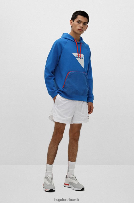 4TFNJN4151 أزرق Hugo Boss هوغو سويت شيرت بغطاء رأس بقصة ضيقة مع شعار عاكس مزخرف باللون الأزرق