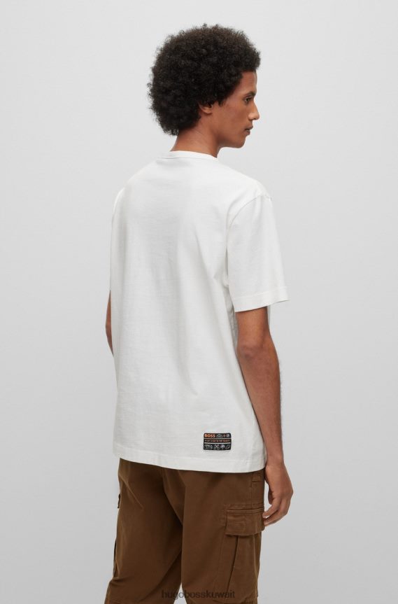 4TFNJN4227 أبيض Hugo Boss تي شيرت من الجيرسي القطني مع جيب بسحاب هوغو أبيض