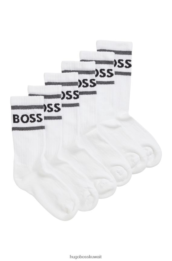 4TFNJN4237 أبيض Hugo Boss حزمة من ثلاثة جوارب قصيرة بخطوط وشعار هوغو باللون الأبيض