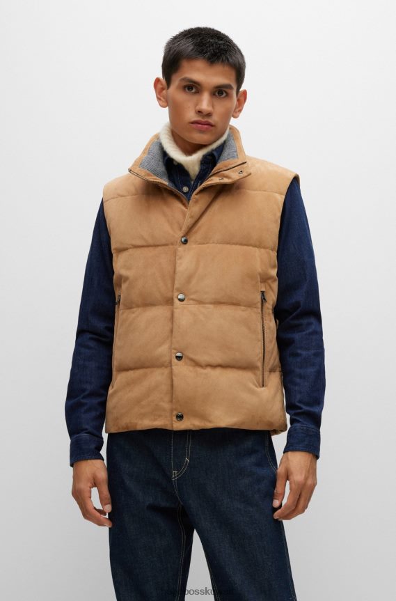 4TFNJN4344 اللون البيج Hugo Boss جيليه من جلد الغزال الفاخر باللون البيج من Hugo مع حشوة سفلية