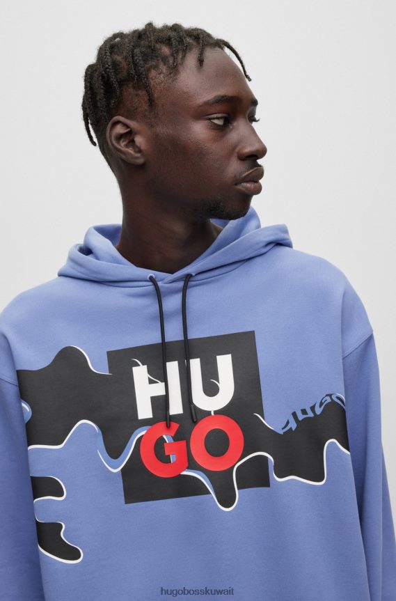 4TFNJN4395 أرجواني Hugo Boss سترة بغطاء رأس من قطن تيري مع طباعة موسمية وشعار أرجواني هوغو مكدس