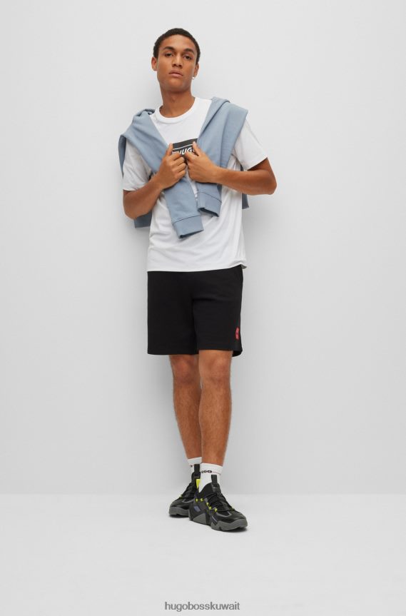 4TFNJN4405 أبيض Hugo Boss تي شيرت هوغو أبيض مضاد للبكتيريا مع شعار عاكس مزخرف