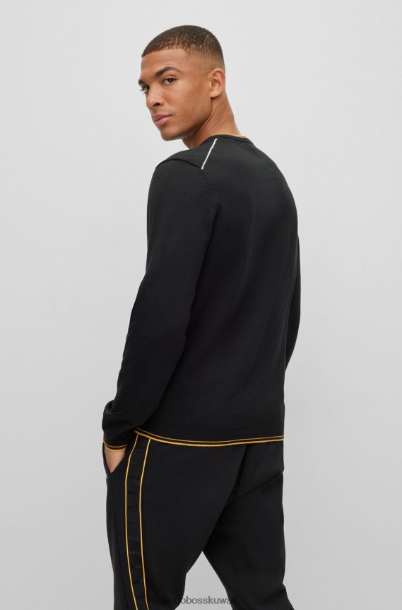 4TFNJN4425 أسود Hugo Boss سترة هوغو سوداء من القطن العضوي برقبة على شكل حرف V مع شعار منحني