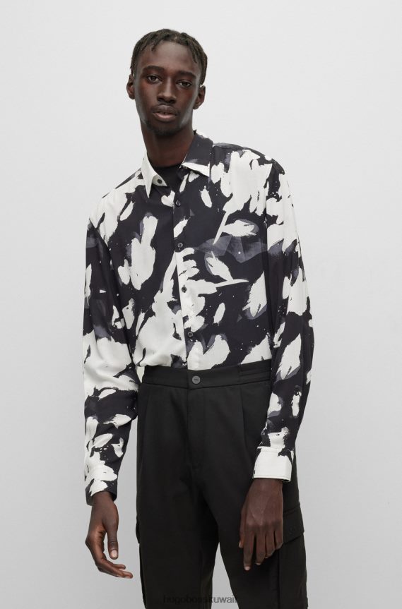 4TFNJN4456 أسود Hugo Boss قميص هوغو أسود بقصة ضيقة من قماش البوبلين المطبوع