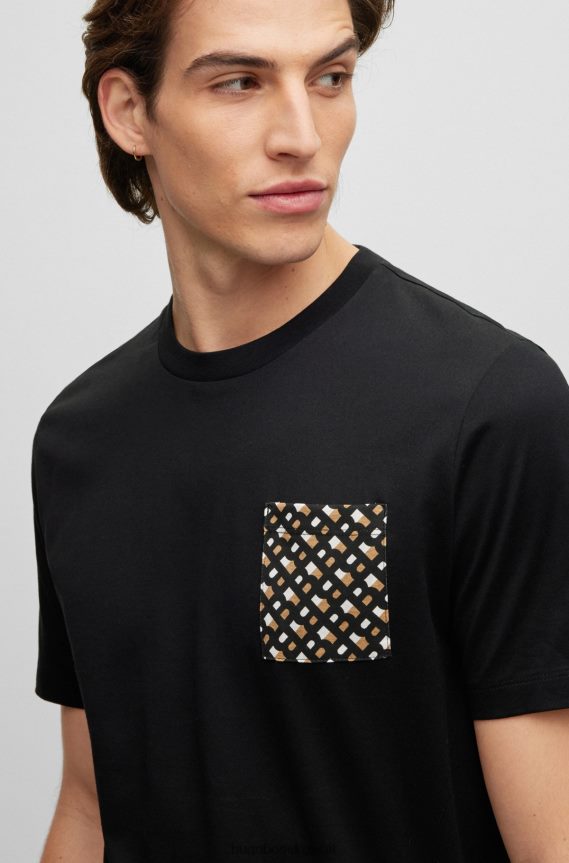4TFNJN4511 أسود Hugo Boss تيشيرت هوغو أسود من قطن ميرسيريسيد مع جيب على الصدر بحروف منقوشة