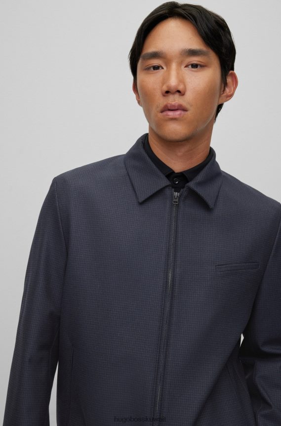 4TFNJN4517 أزرق غامق Hugo Boss سترة هوغو زرقاء داكنة بقصة ضيقة على شكل قميص مصنوعة من قماش عالي الأداء