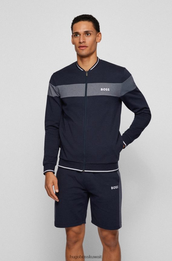 4TFNJN4538 أزرق غامق Hugo Boss جاكيت هوغو من مزيج القطن مع إضافات متباينة وشعار باللون الأزرق الداكن