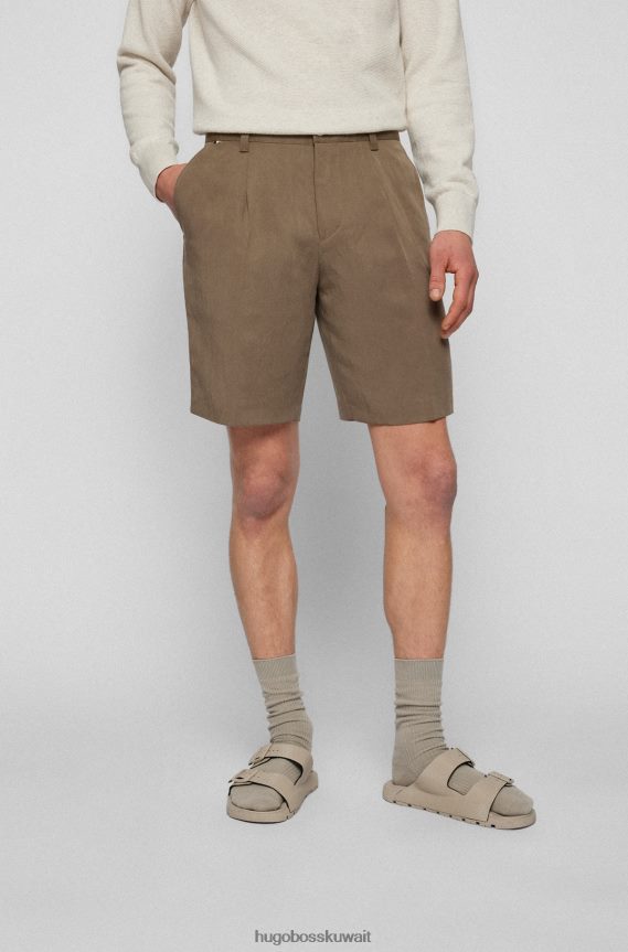 4TFNJN4554 أخضر Hugo Boss شورت هوغو أخضر مدبب مع ثنيات أمامية من مزيج الكتان