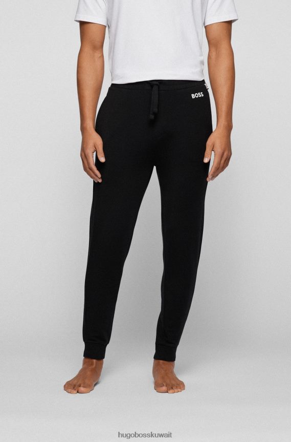 4TFNJN4622 أسود Hugo Boss قطعة سفلية رياضية باللون الأسود مع شعار Hugo بلون مغاير