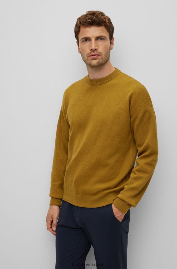 4TFNJN4624 اخضر فاتح Hugo Boss سترة Hugo من القطن المتجدد بقصّة مريحة باللون الأخضر الفاتح ومصنوعة من قماش الجاكار المحبوك