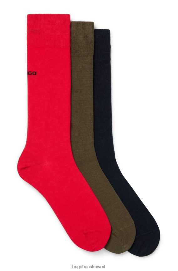 4TFNJN4627 أسود/بني فاتح/أحمر Hugo Boss حزمة من ثلاثة جوارب بالطول العادي مع تفاصيل الشعار باللون الأسود من Hugo