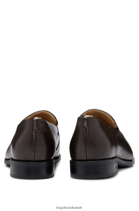 4TFNJN4679 بني غامق Hugo Boss حذاء بدون كعب من الجلد مع شعار Emed Hugo ونعل خارجي خفيف الوزن